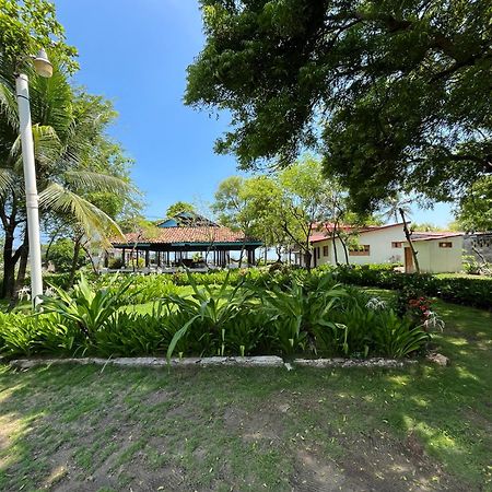 Casa De Playa Los Moncada León エクステリア 写真