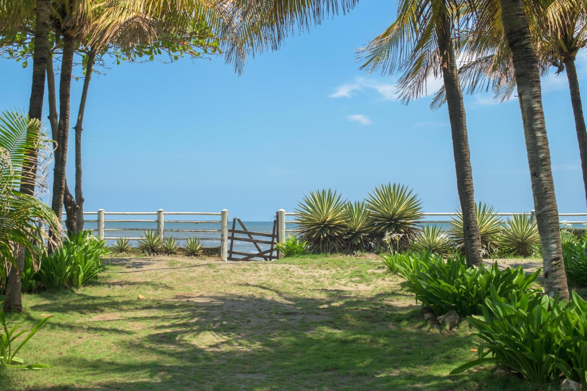 Casa De Playa Los Moncada León エクステリア 写真